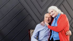 Categoria de români care beneficiază de scăderea vârstei de pensionare. Casa de Pensii a făcut anunțul
